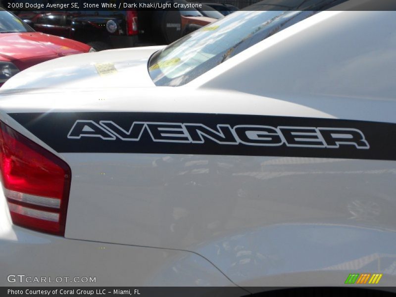 Stone White / Dark Khaki/Light Graystone 2008 Dodge Avenger SE