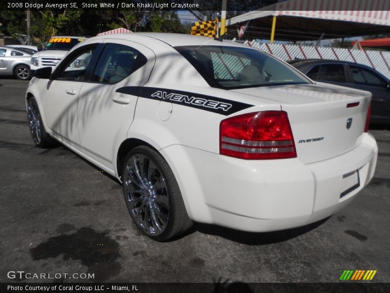 Stone White / Dark Khaki/Light Graystone 2008 Dodge Avenger SE
