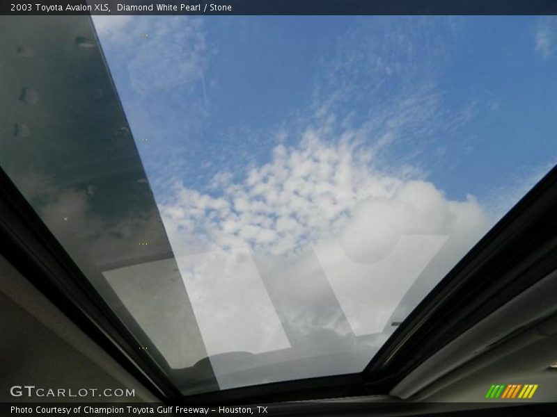 Diamond White Pearl / Stone 2003 Toyota Avalon XLS