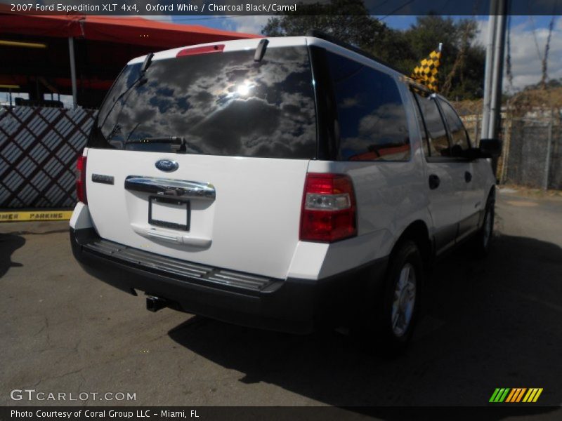 Oxford White / Charcoal Black/Camel 2007 Ford Expedition XLT 4x4