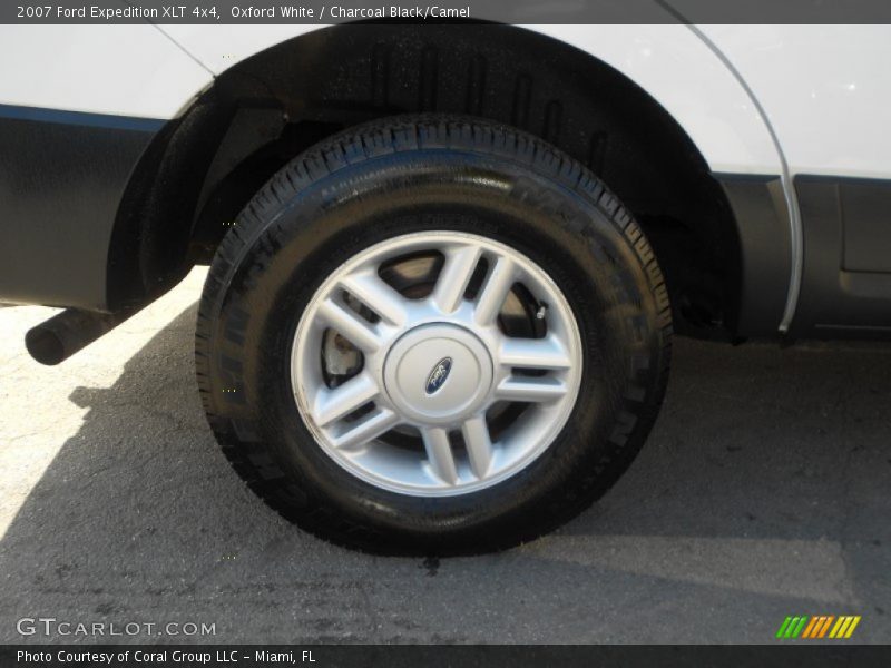 Oxford White / Charcoal Black/Camel 2007 Ford Expedition XLT 4x4