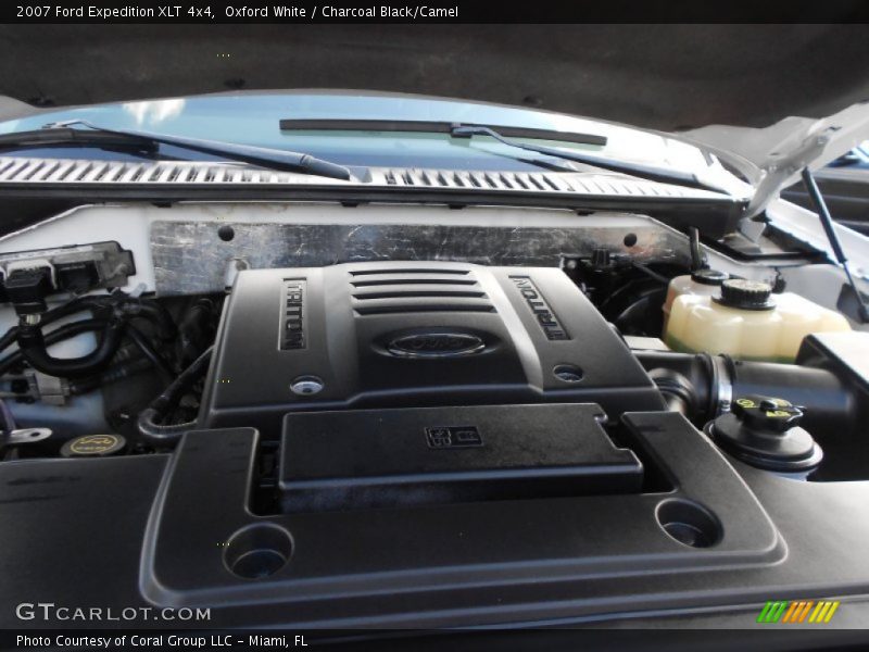 Oxford White / Charcoal Black/Camel 2007 Ford Expedition XLT 4x4