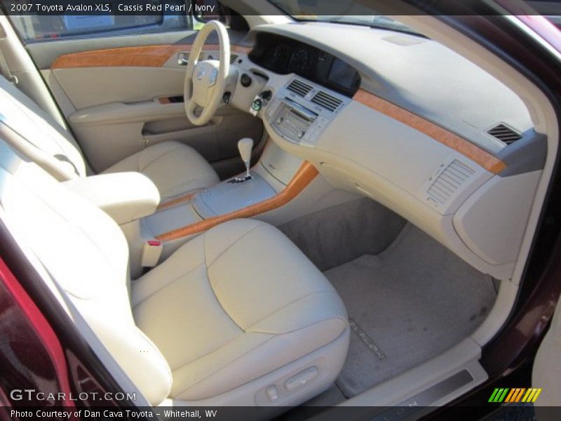 Cassis Red Pearl / Ivory 2007 Toyota Avalon XLS