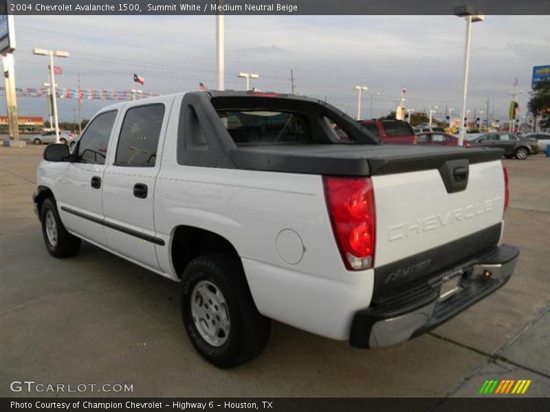 Summit White / Medium Neutral Beige 2004 Chevrolet Avalanche 1500