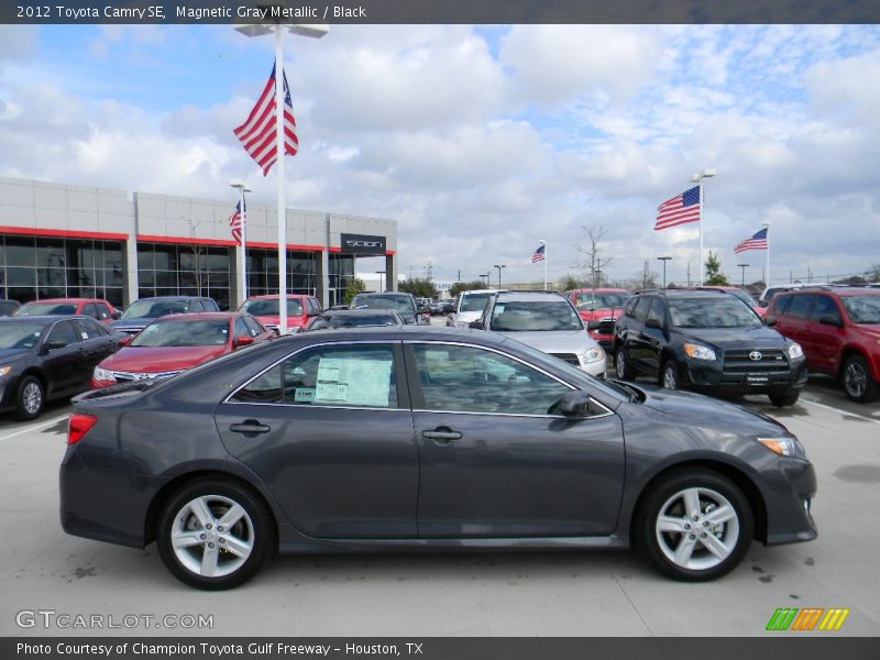 2012 Camry SE Magnetic Gray Metallic