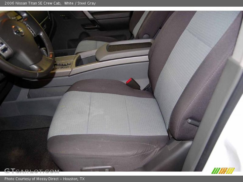 White / Steel Gray 2006 Nissan Titan SE Crew Cab