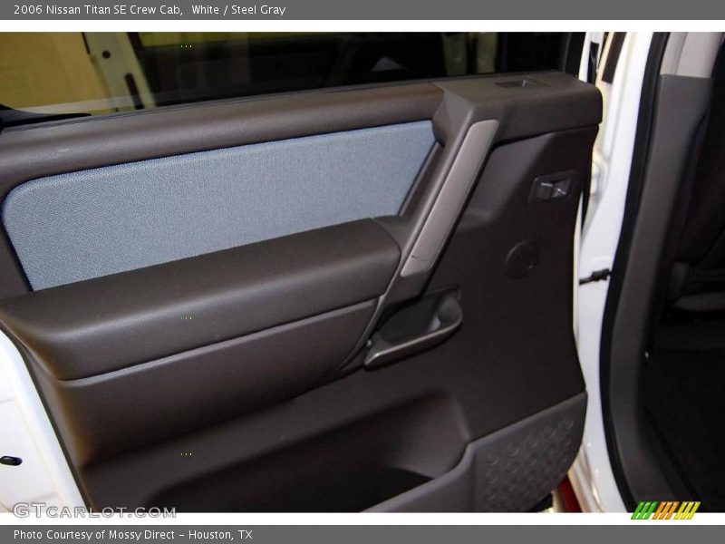 White / Steel Gray 2006 Nissan Titan SE Crew Cab
