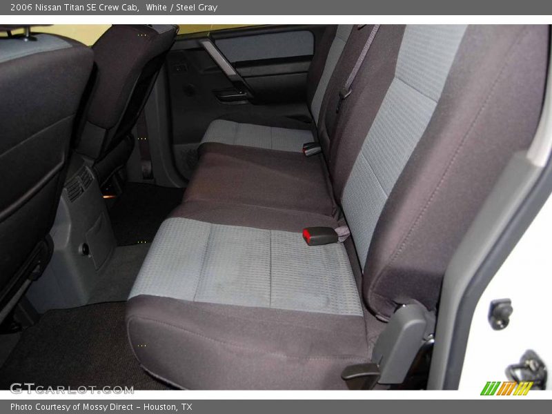 White / Steel Gray 2006 Nissan Titan SE Crew Cab