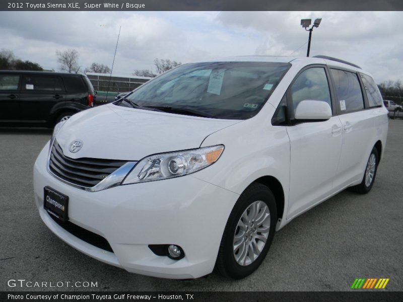 Super White / Bisque 2012 Toyota Sienna XLE