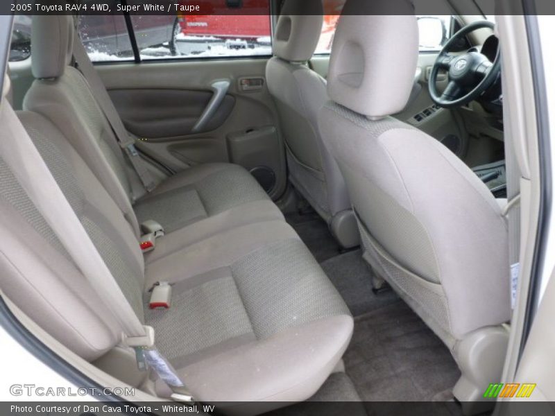 Super White / Taupe 2005 Toyota RAV4 4WD