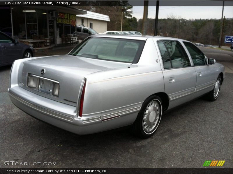 Sterling / Black 1999 Cadillac DeVille Sedan