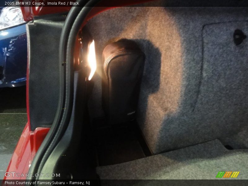 Imola Red / Black 2005 BMW M3 Coupe