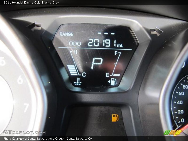 Black / Gray 2011 Hyundai Elantra GLS