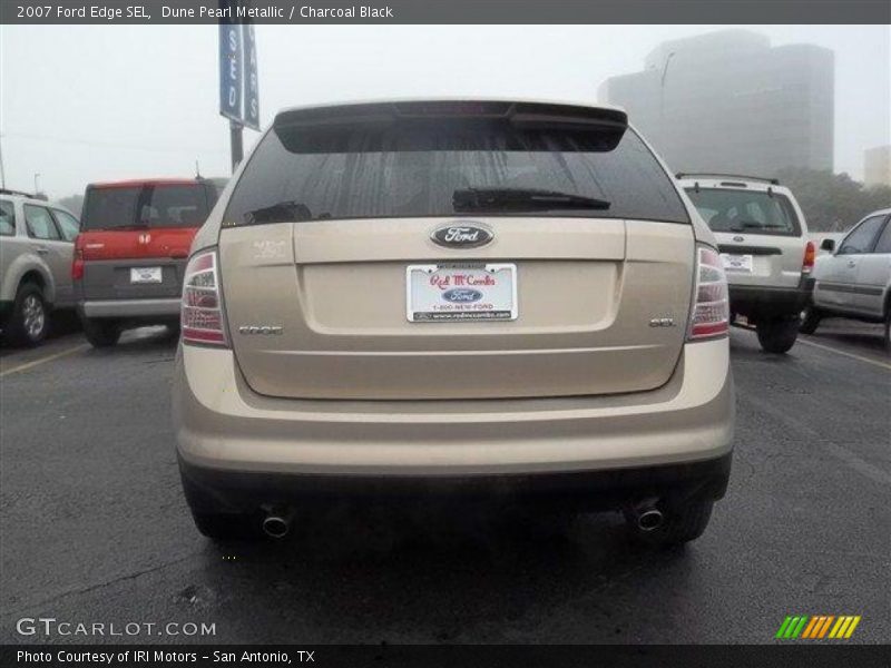 Dune Pearl Metallic / Charcoal Black 2007 Ford Edge SEL