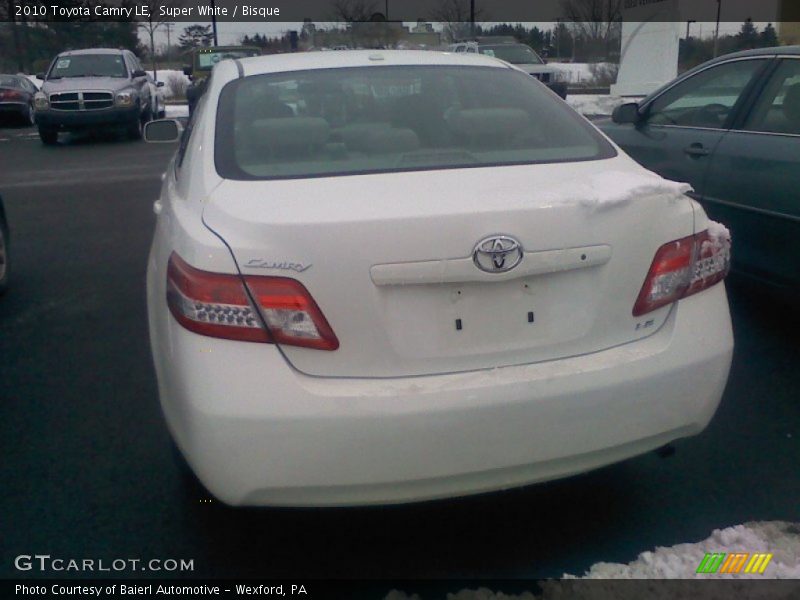 Super White / Bisque 2010 Toyota Camry LE