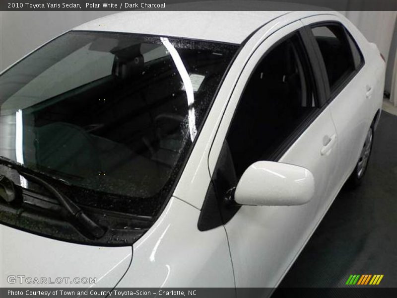Polar White / Dark Charcoal 2010 Toyota Yaris Sedan