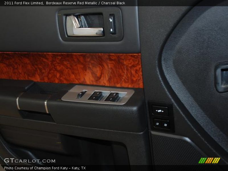 Bordeaux Reserve Red Metallic / Charcoal Black 2011 Ford Flex Limited