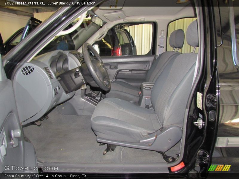 Super Black / Gray Celadon 2002 Nissan Xterra XE