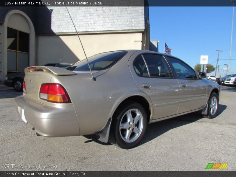 Pebble Beige Metallic / Beige 1997 Nissan Maxima GXE