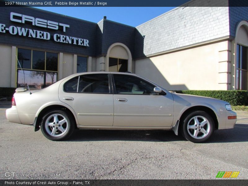 Pebble Beige Metallic / Beige 1997 Nissan Maxima GXE