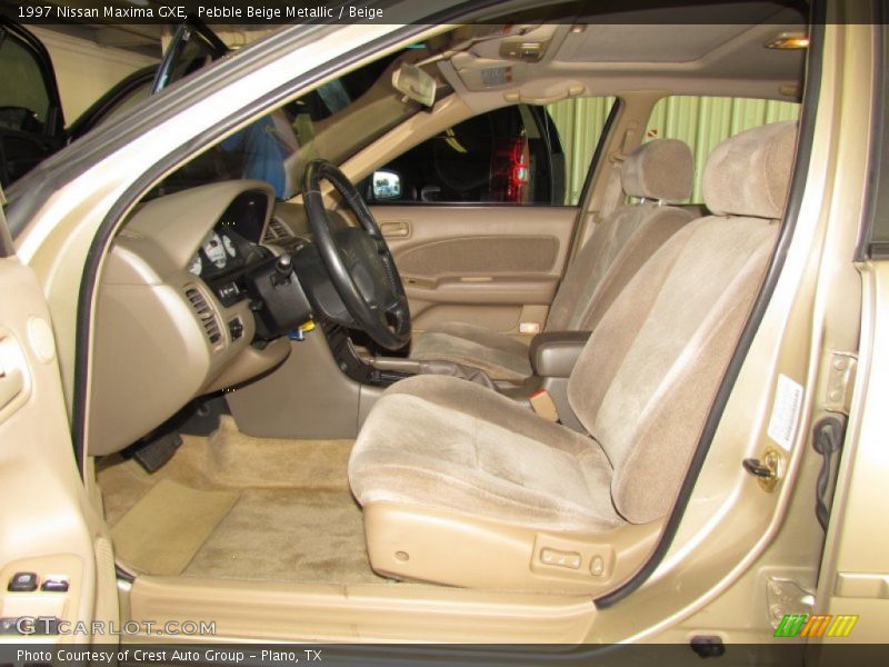 Pebble Beige Metallic / Beige 1997 Nissan Maxima GXE