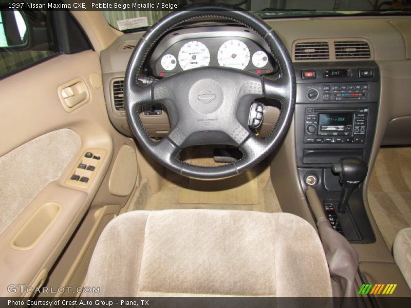 Pebble Beige Metallic / Beige 1997 Nissan Maxima GXE