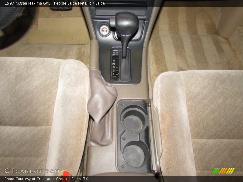 Pebble Beige Metallic / Beige 1997 Nissan Maxima GXE