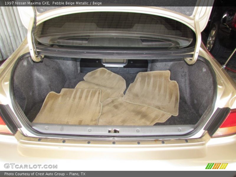 Pebble Beige Metallic / Beige 1997 Nissan Maxima GXE
