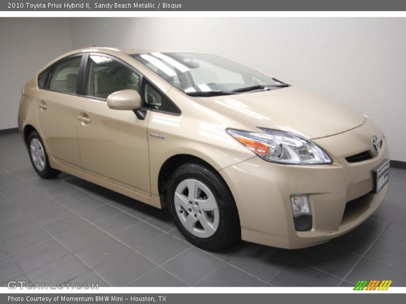 Front 3/4 View of 2010 Prius Hybrid II