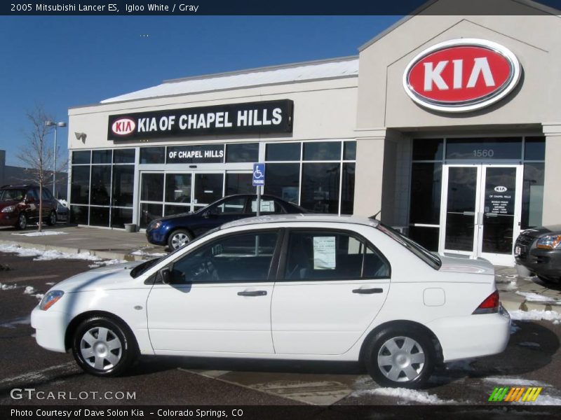 Igloo White / Gray 2005 Mitsubishi Lancer ES