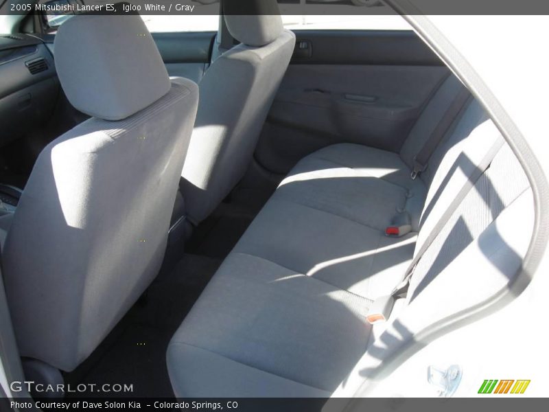Igloo White / Gray 2005 Mitsubishi Lancer ES