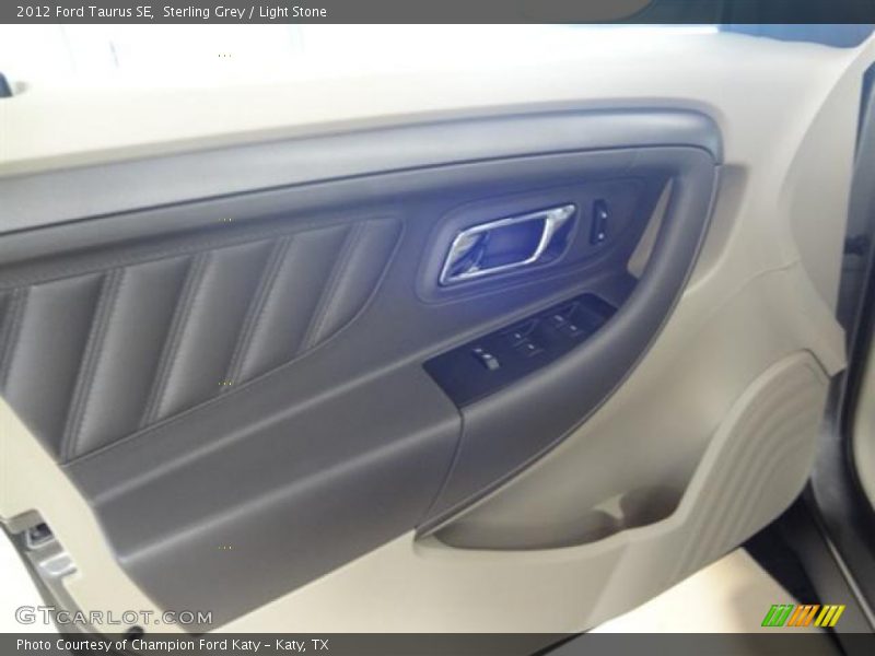 Sterling Grey / Light Stone 2012 Ford Taurus SE