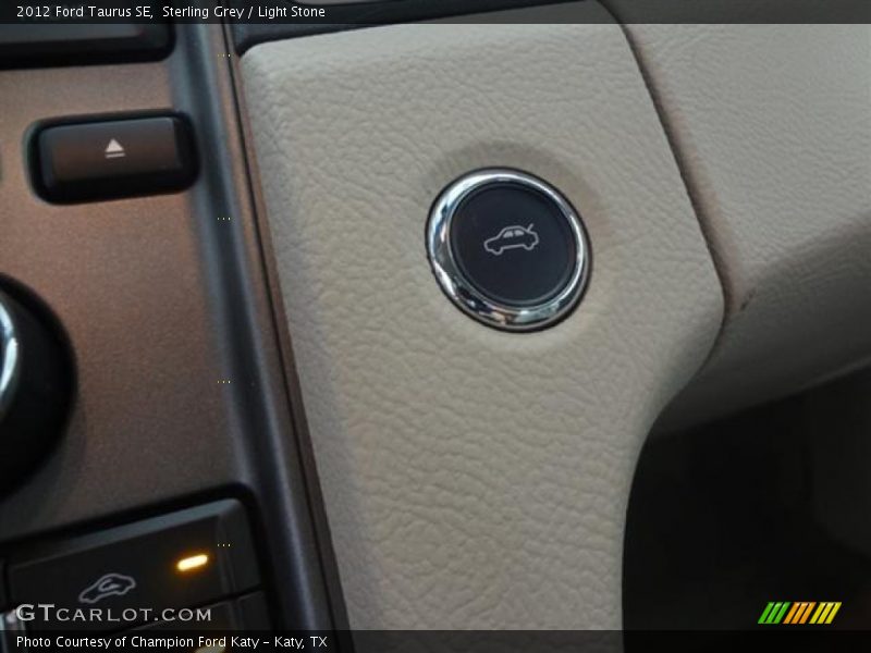 Sterling Grey / Light Stone 2012 Ford Taurus SE