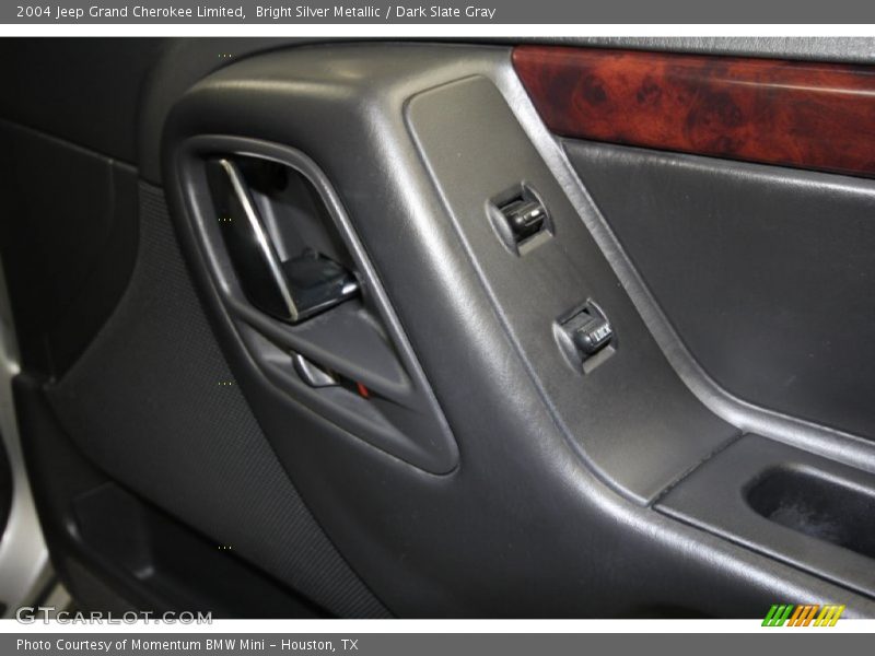 Bright Silver Metallic / Dark Slate Gray 2004 Jeep Grand Cherokee Limited