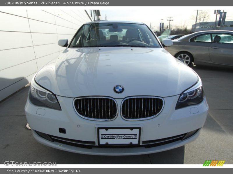 Alpine White / Cream Beige 2009 BMW 5 Series 528xi Sedan