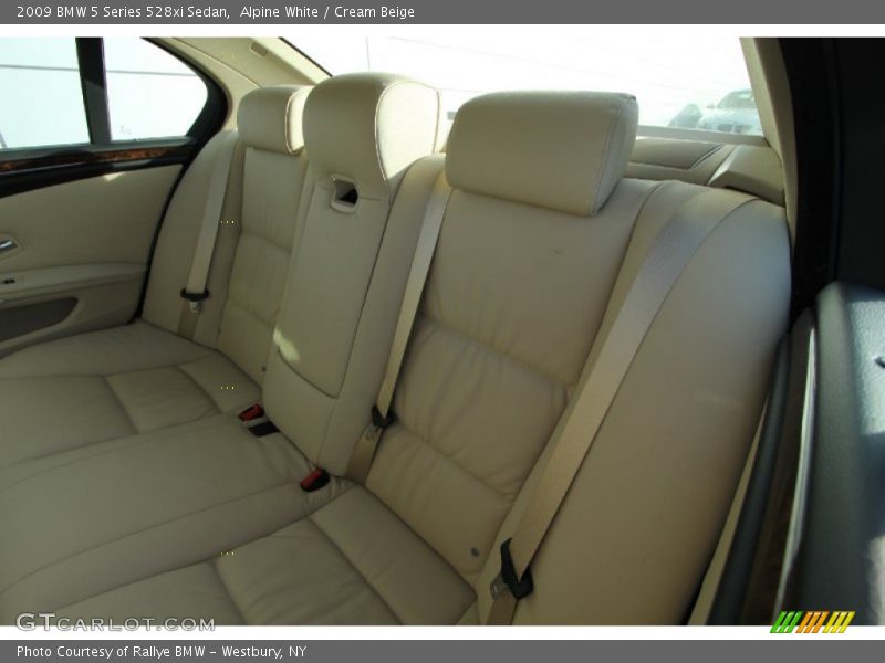 Alpine White / Cream Beige 2009 BMW 5 Series 528xi Sedan