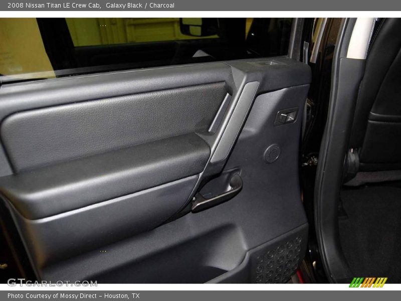 Galaxy Black / Charcoal 2008 Nissan Titan LE Crew Cab