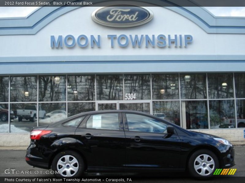 Black / Charcoal Black 2012 Ford Focus S Sedan