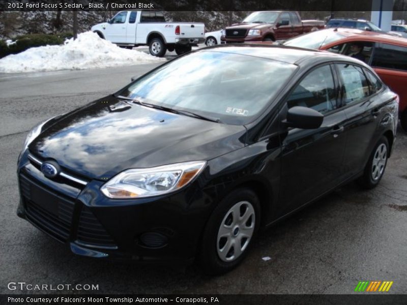 Black / Charcoal Black 2012 Ford Focus S Sedan