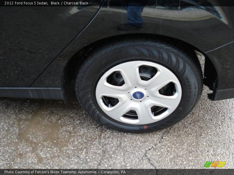 Black / Charcoal Black 2012 Ford Focus S Sedan