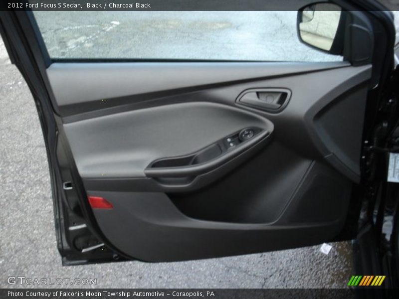 Black / Charcoal Black 2012 Ford Focus S Sedan