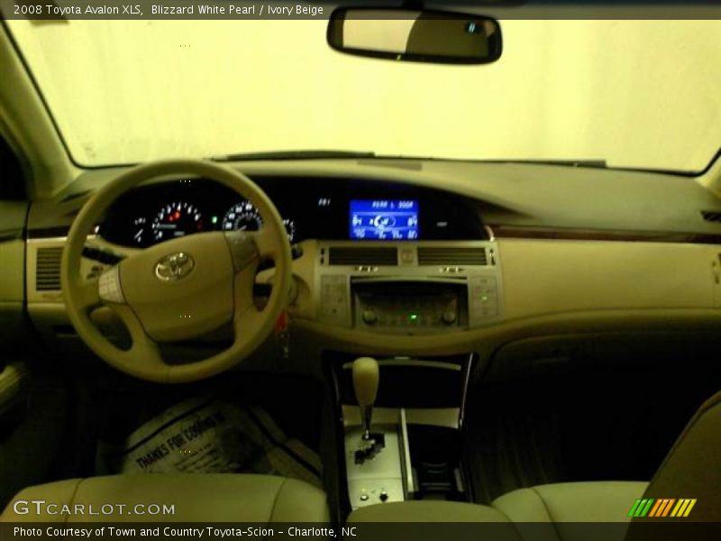 Blizzard White Pearl / Ivory Beige 2008 Toyota Avalon XLS