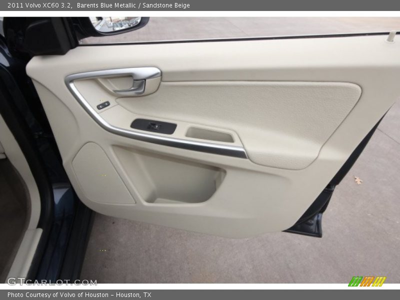 Door Panel of 2011 XC60 3.2