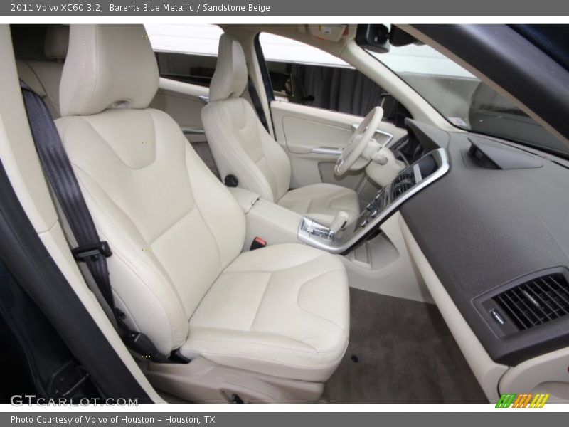 Barents Blue Metallic / Sandstone Beige 2011 Volvo XC60 3.2