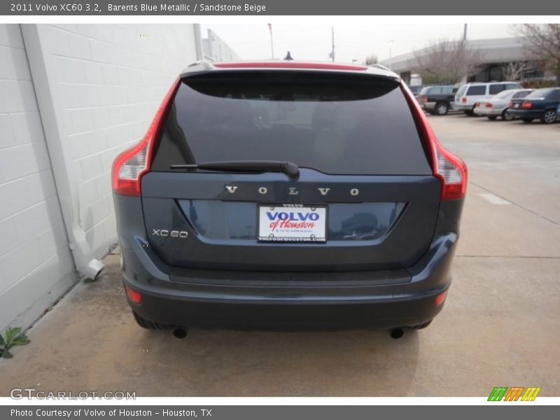 Barents Blue Metallic / Sandstone Beige 2011 Volvo XC60 3.2