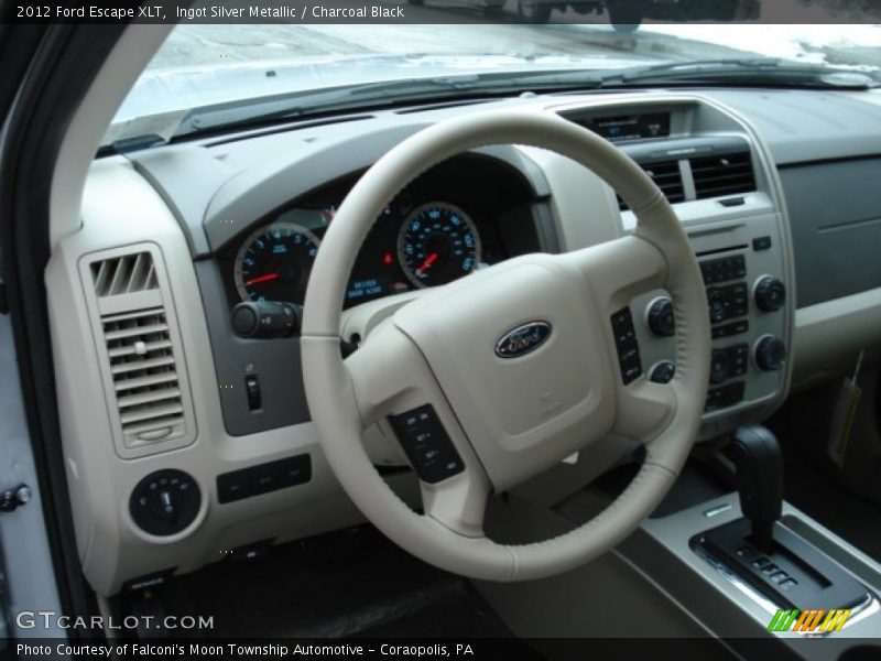 Ingot Silver Metallic / Charcoal Black 2012 Ford Escape XLT