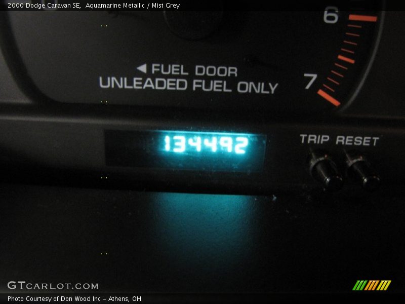 Aquamarine Metallic / Mist Grey 2000 Dodge Caravan SE
