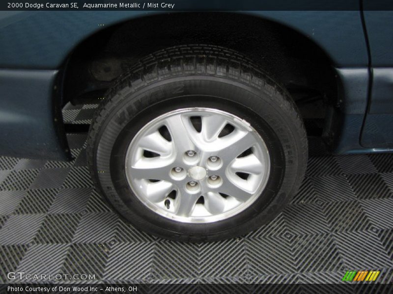  2000 Caravan SE Wheel