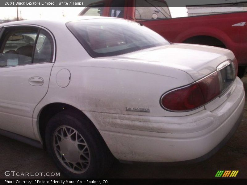 White / Taupe 2001 Buick LeSabre Limited