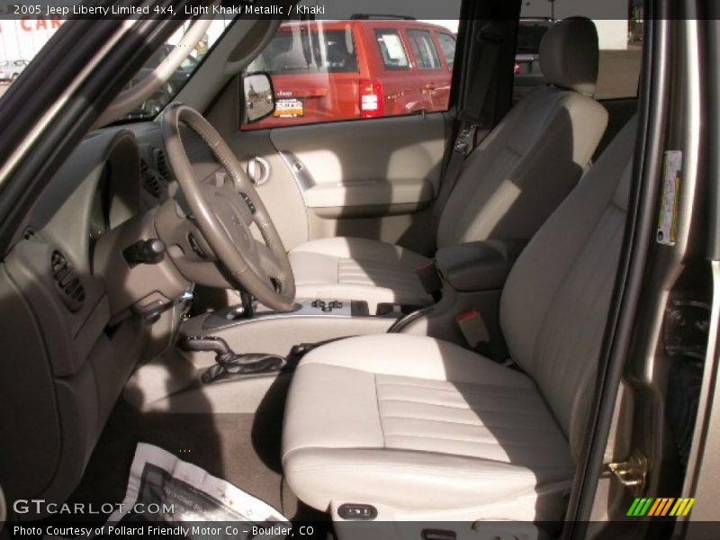 Light Khaki Metallic / Khaki 2005 Jeep Liberty Limited 4x4
